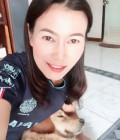 Dating Woman Thailand to . : Jiraphon, 50 years